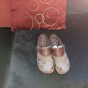 KLOGS brand brown linen and leather clogs